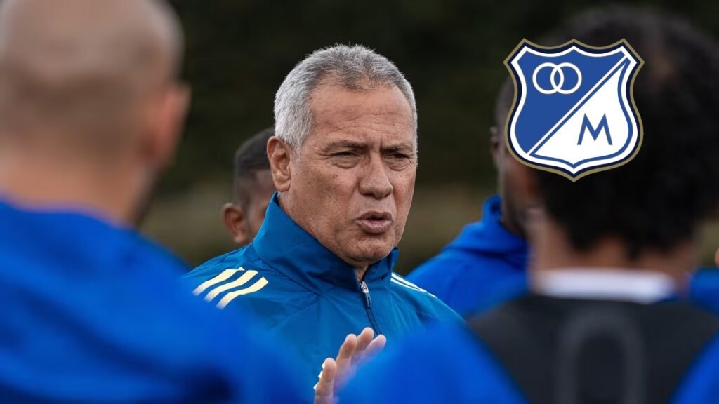 Hernán Torres, DT de Millonarios en sesión de entrenamiento | Foto: @MillosFCOficial.