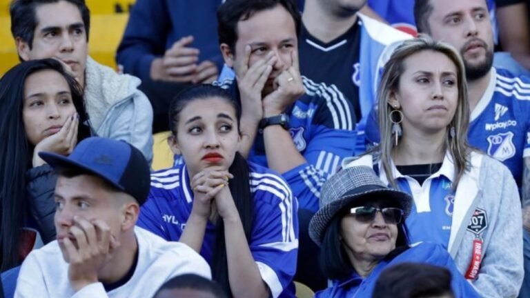 Hinchas de Millonarios en el Campín | Foto: Dimayor.