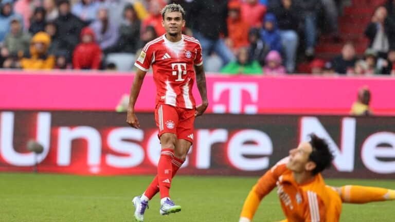 Lucho Díaz en su primer partido con Bayern Múnich | Foto: AFP.